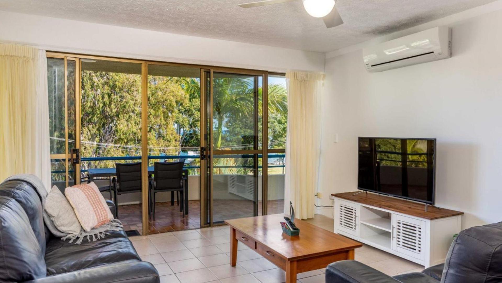 Placid Waters Holiday Apartments Bongaree Exterior foto